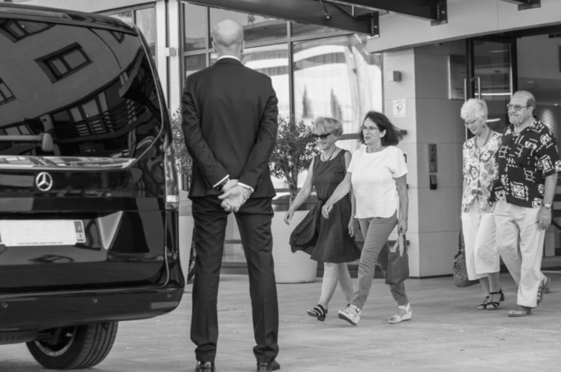 Limousine Orly Airport